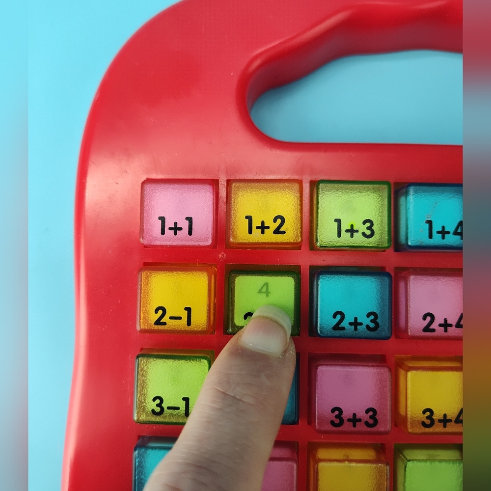 Push & Learn Colorful Math Addition / Subtraction Educational Learning Toy - Picture 7 of 11